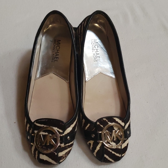MICHAEL Michael Kors Zebra Flats - Picture 2 of 6